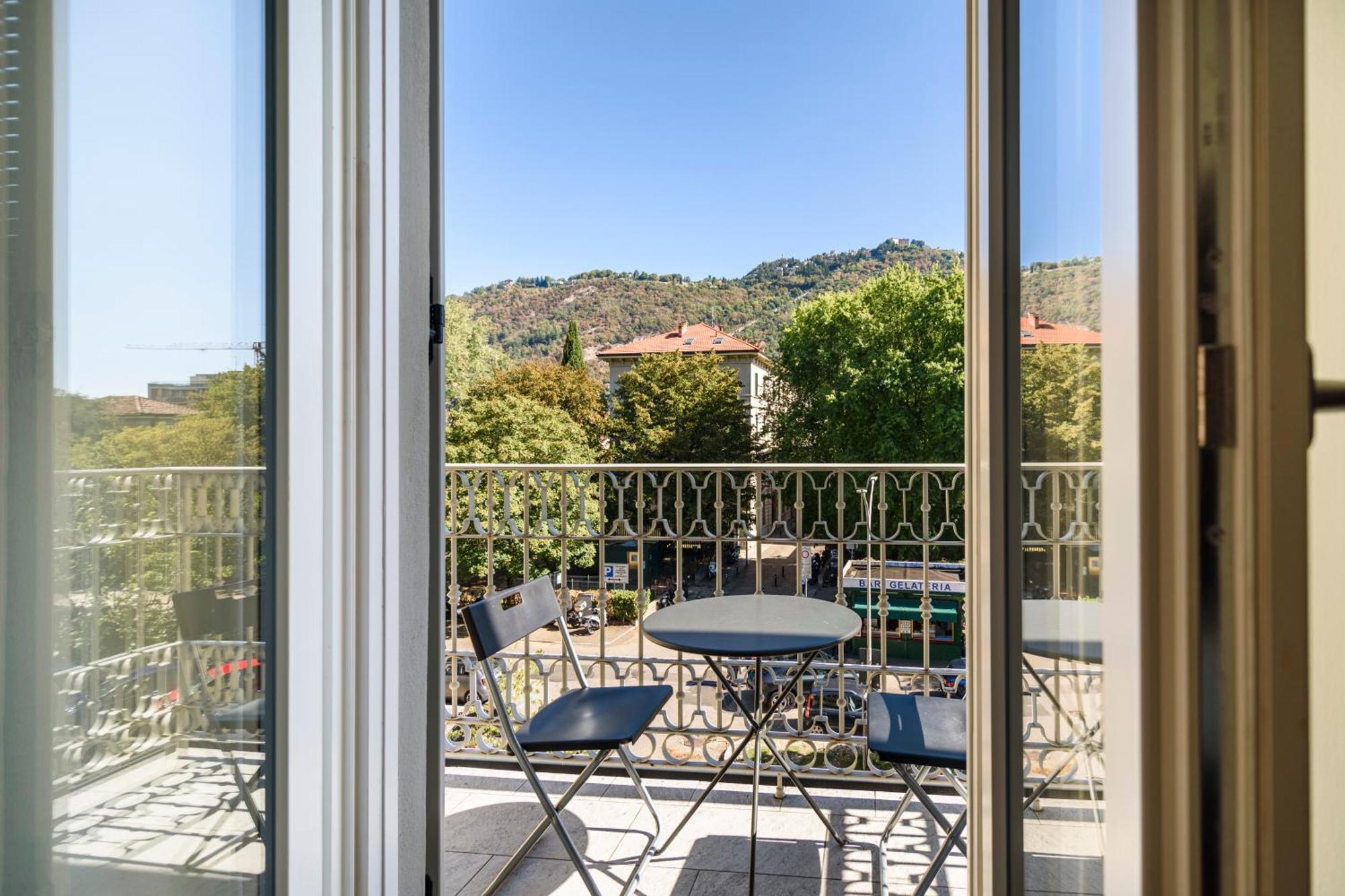 Historical Center - Free Parking And Private Terrace Apartment Como Exterior photo
